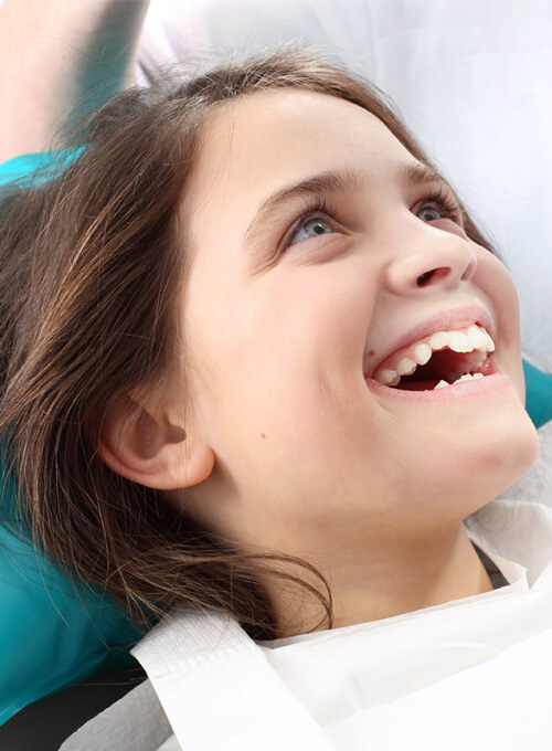 Kinderbehandlung in der Zahnarztpraxis Dr. Buschmann Frankfurt